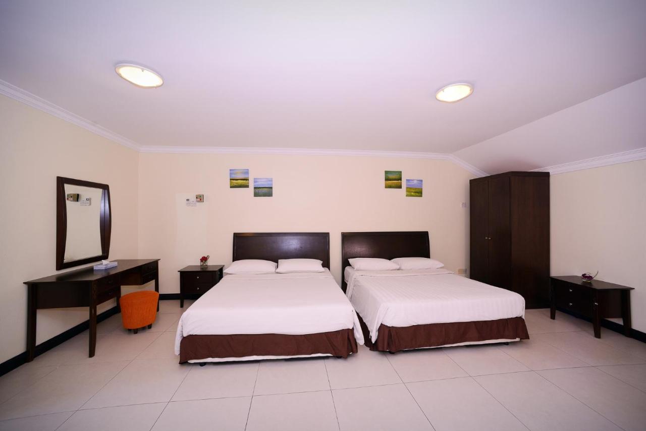 Bella Vista Waterfront Resort, Langkawi Resor 3*